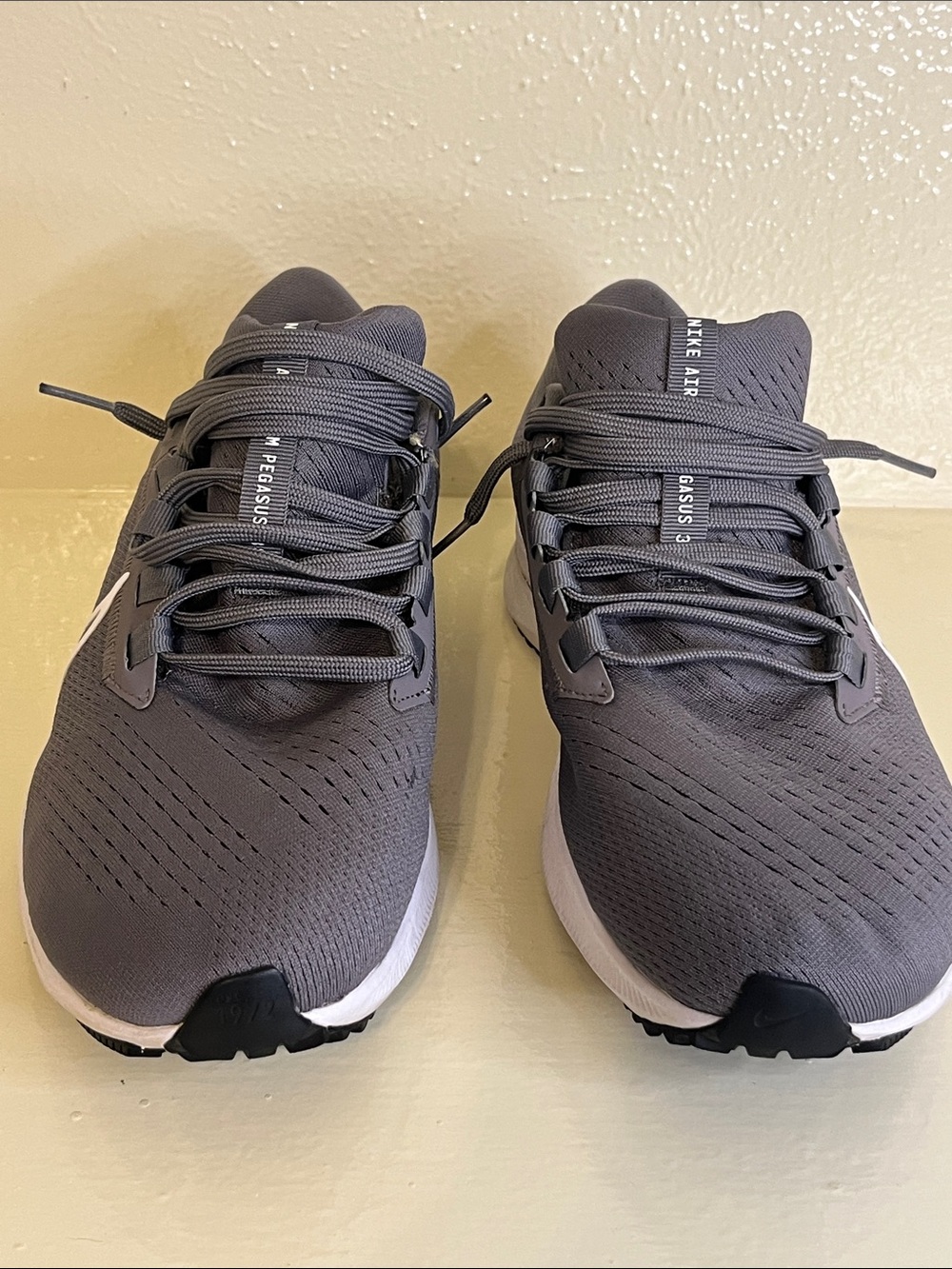 Nike Air Zoom Pegasus 38, women’s sz9.
Grey & White. - Picture 2 of 12